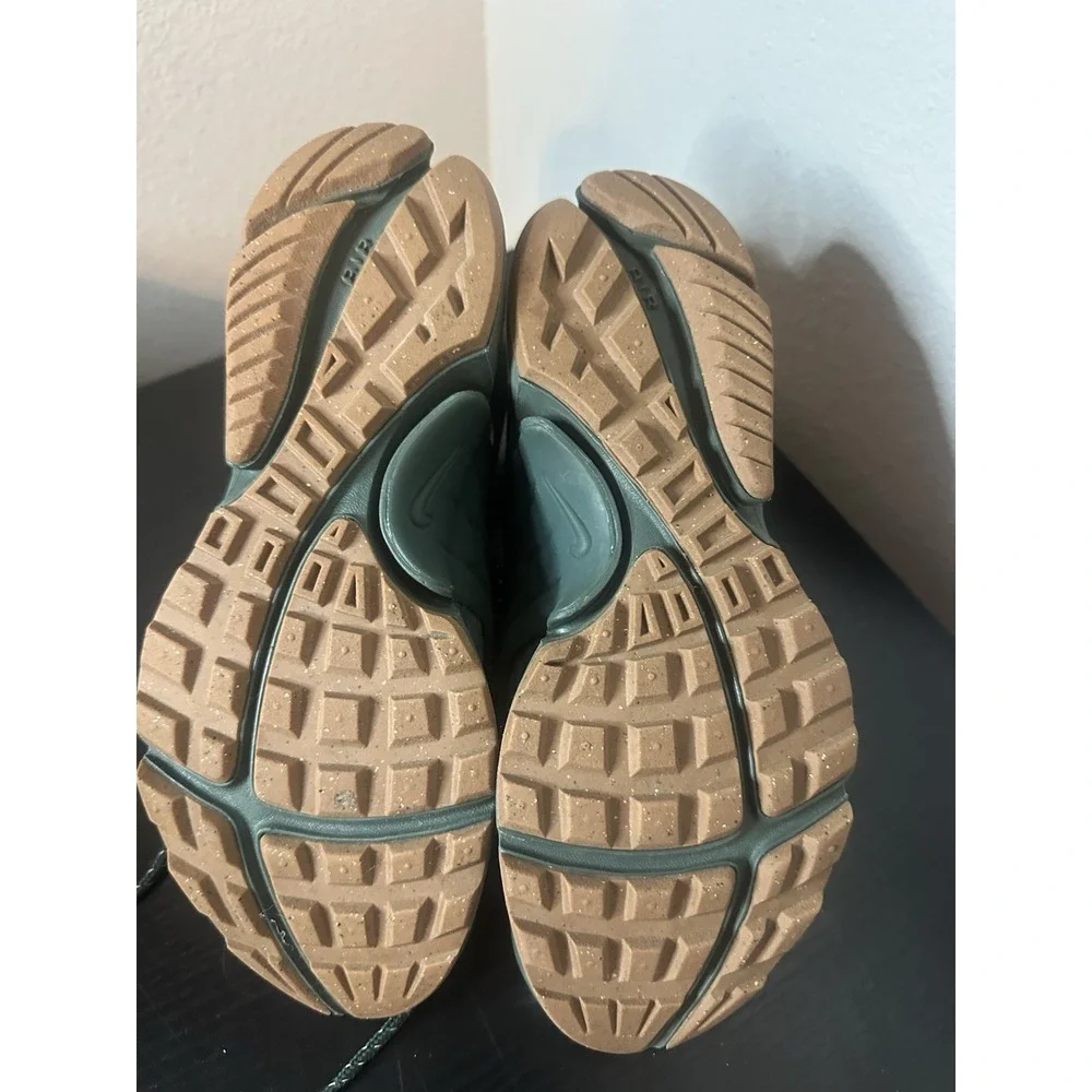 Nike pre owned